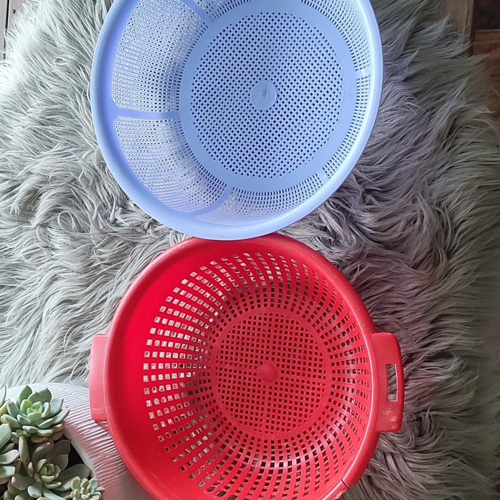 Colanders / Baskets Straining pasta or washing your veggies